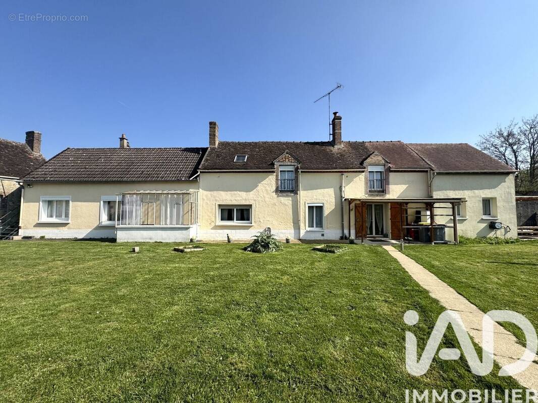 Photo 1 - Maison à EGREVILLE