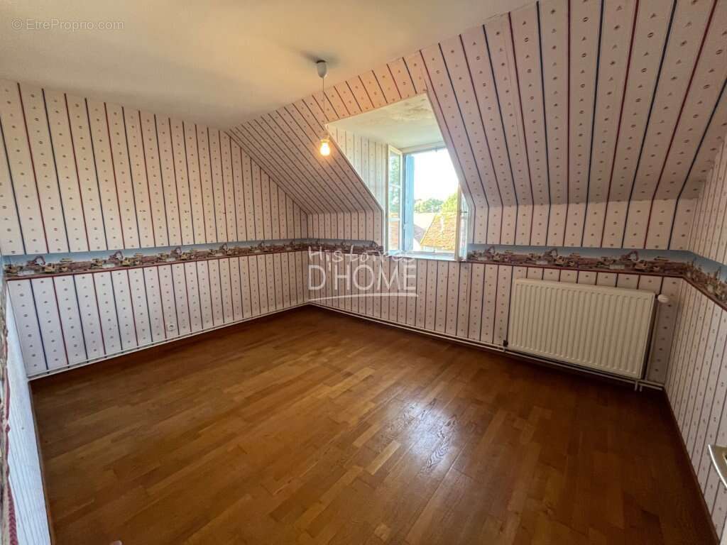 Maison à BETON-BAZOCHES