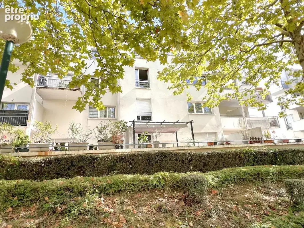 Photo Appartement à Plaisir au prix de 239 000€