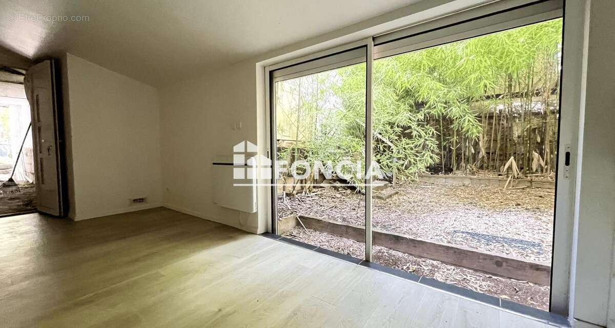 Maison à NANTERRE