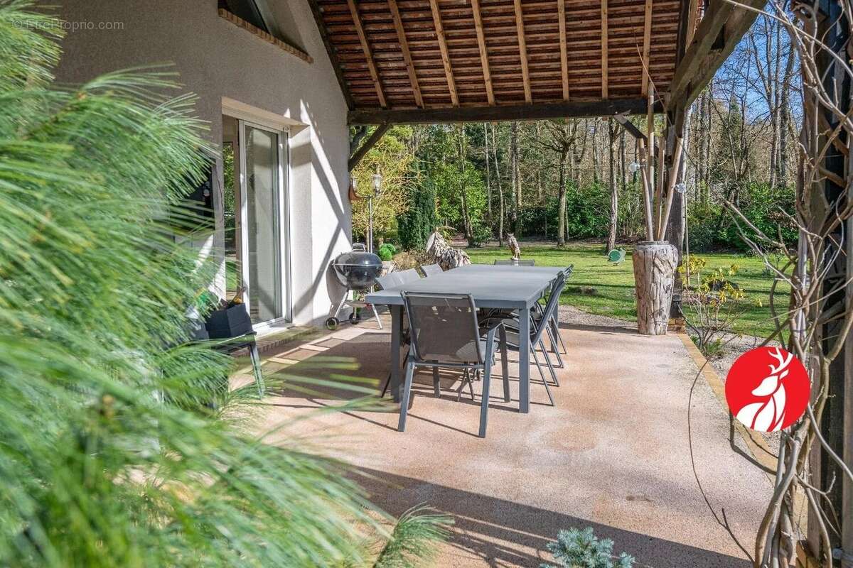 Maison à MILLY-LA-FORET