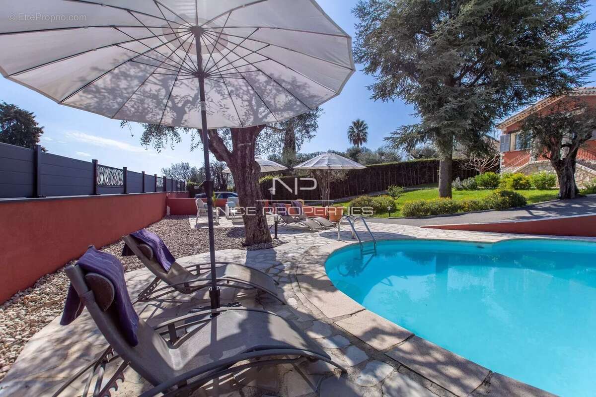 Maison à SAINT-JEANNET