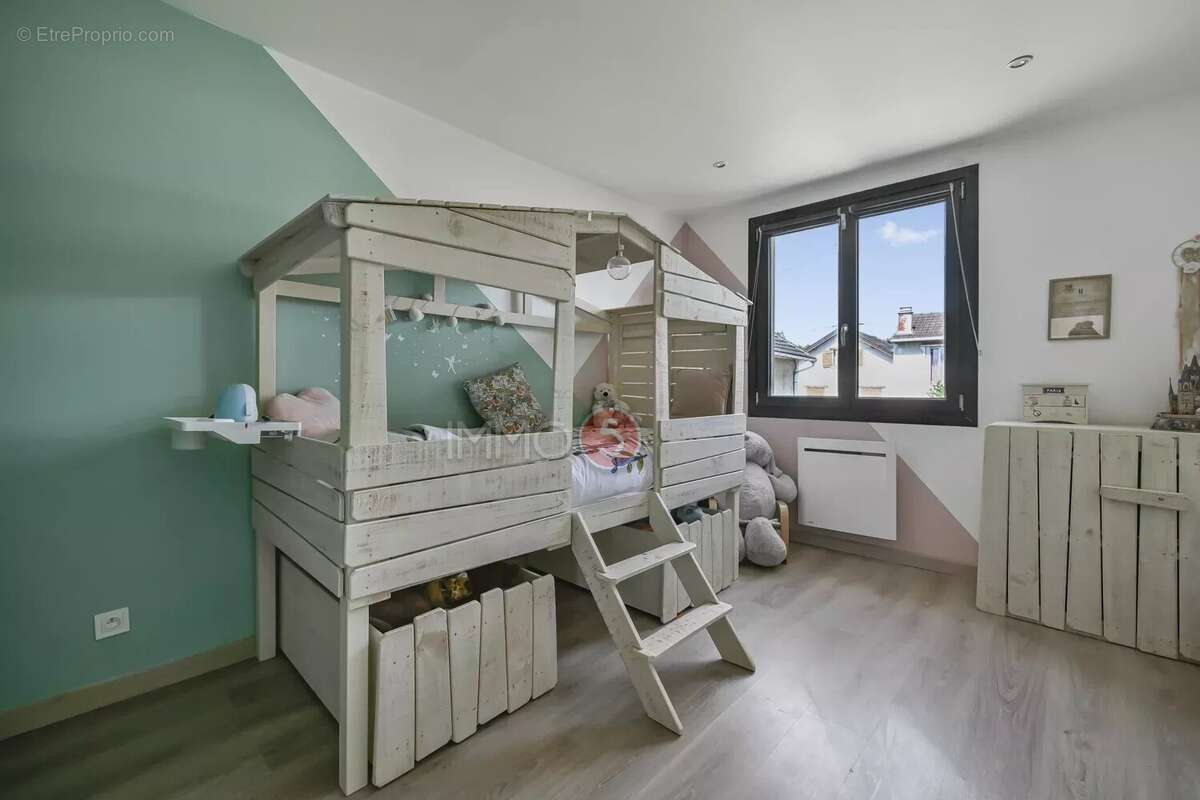 Maison à AULNAY-SOUS-BOIS