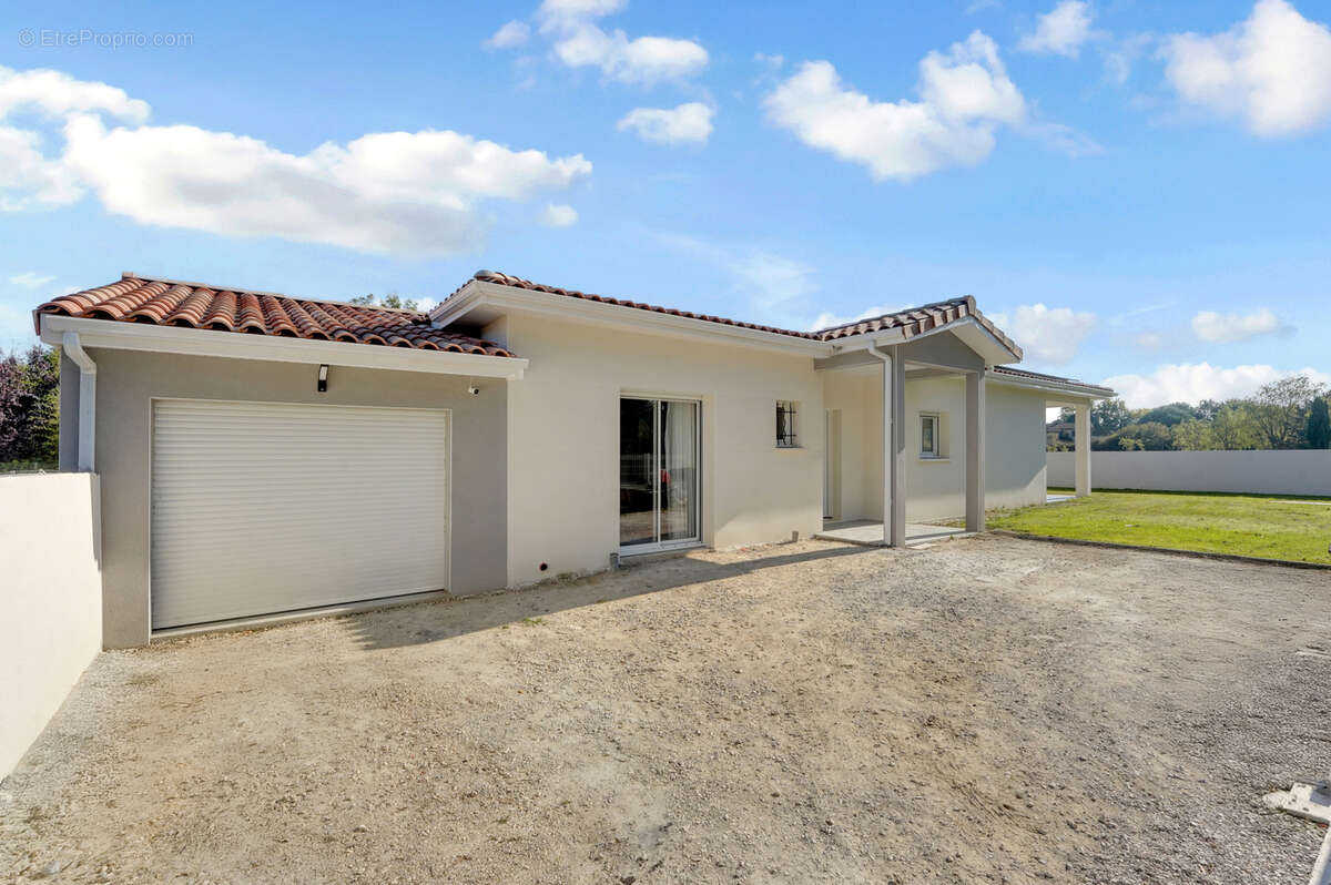 Maison à MONTASTRUC-LA-CONSEILLERE