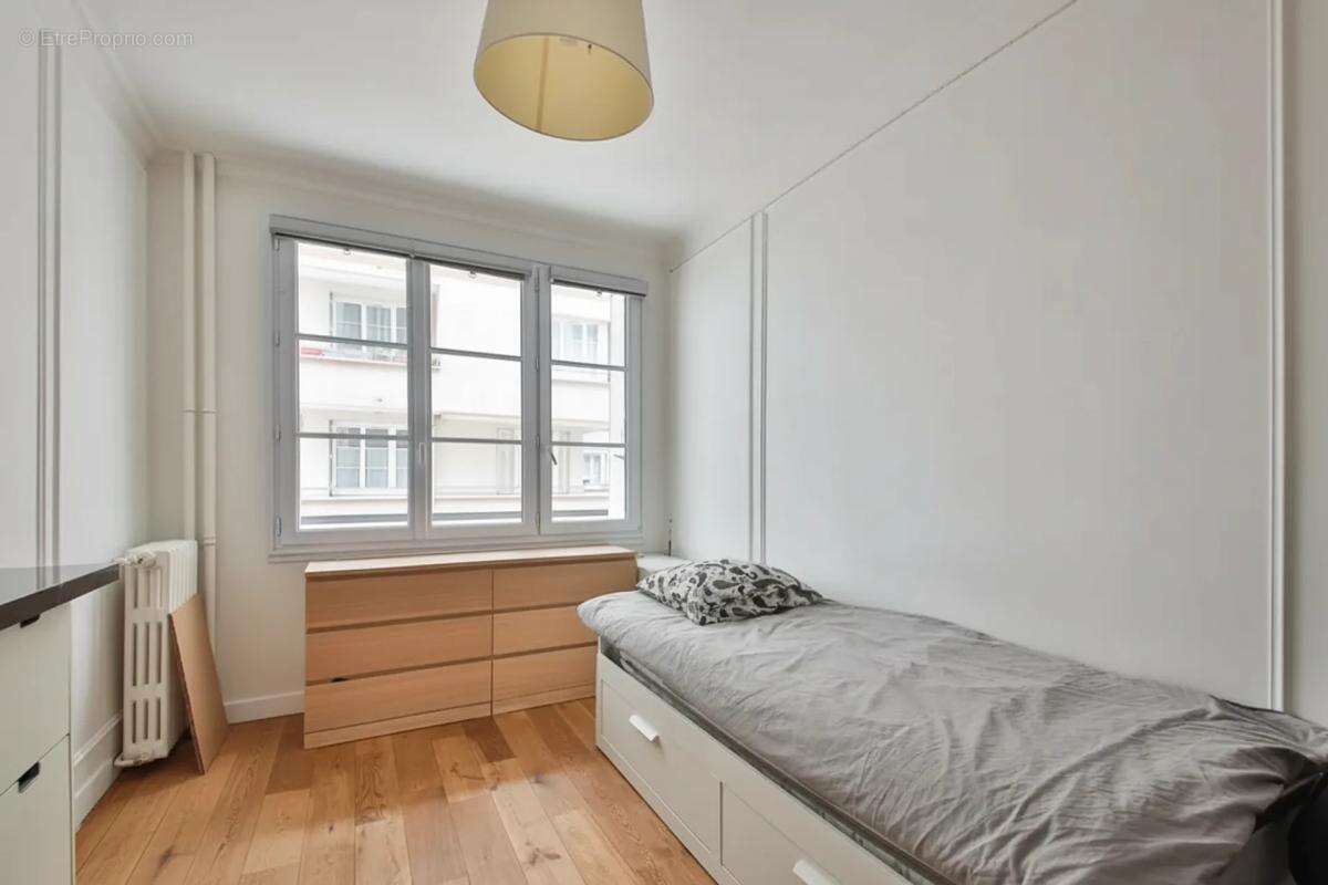 Appartement à ISSY-LES-MOULINEAUX