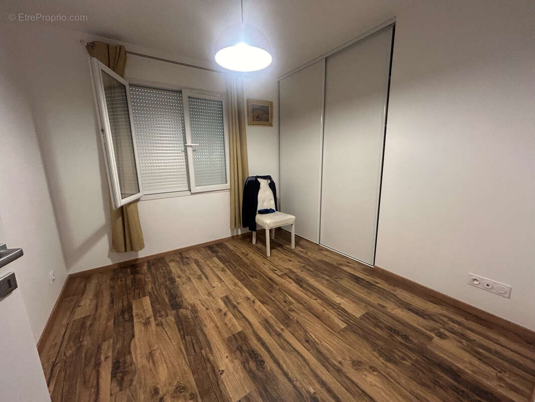 Maison récente de 2019   17000 m2 de terrain avec vignes, piscine et dépendances   à 20 min de Périgueux - photo 18
