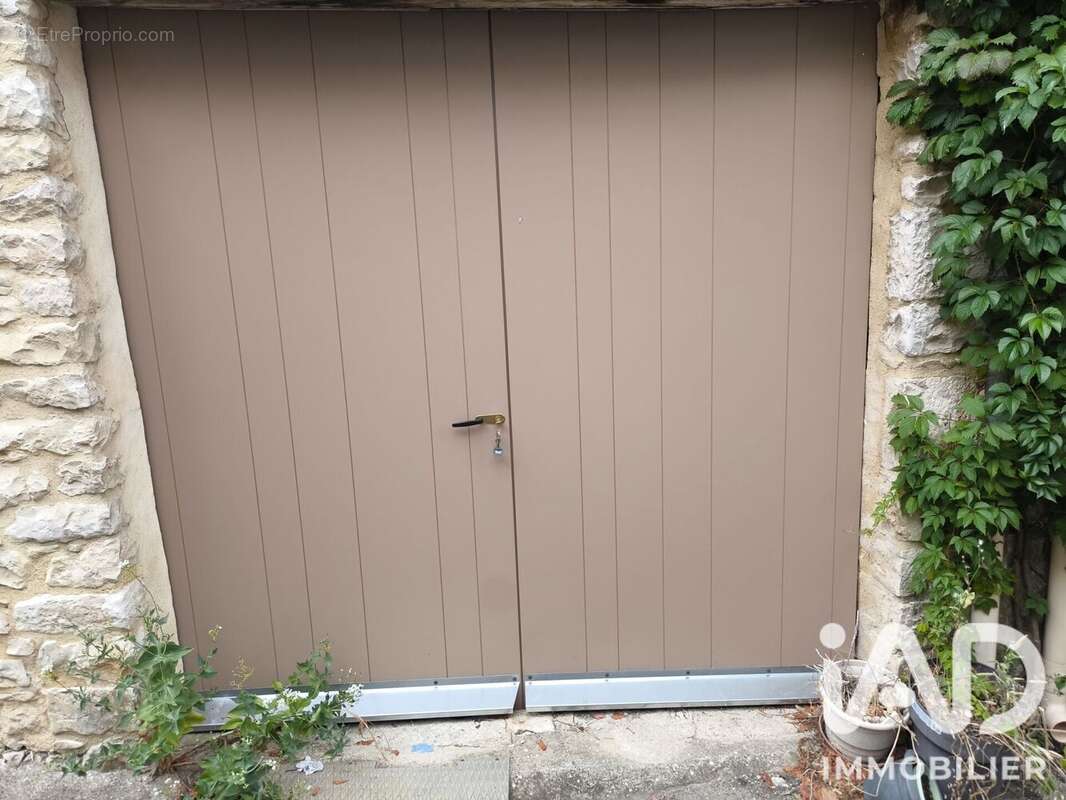 Commerce 43 m² à Revest-Du-Bion  - photo 4