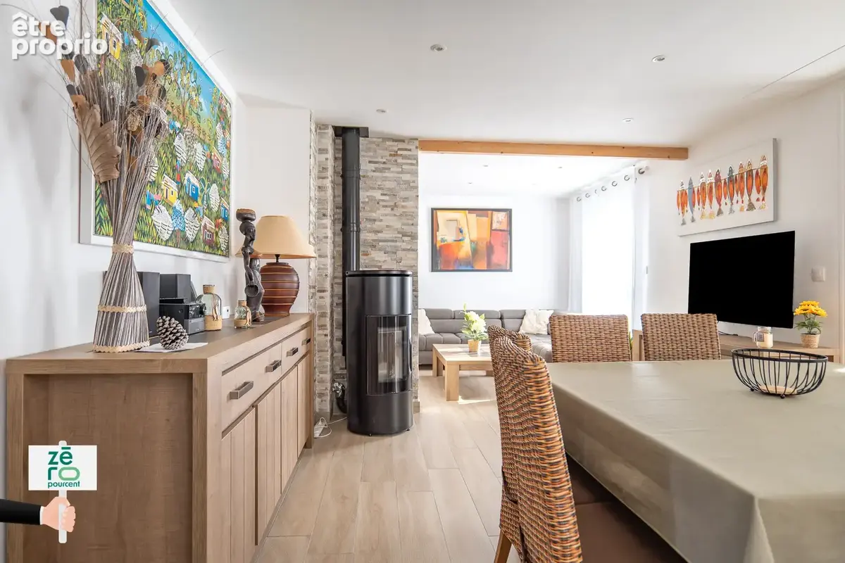 Maison 4 pièces 93 m2 à La Chaume   Proche océan, plage de la Paracou et dunes - photo 3