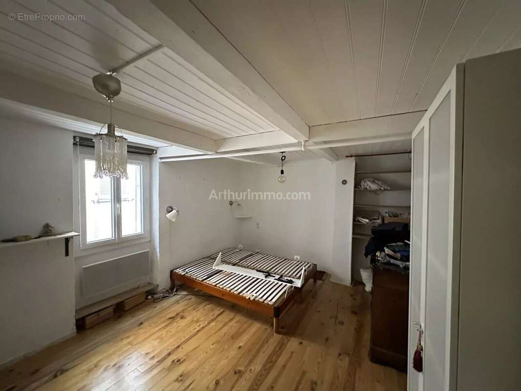 Appartement à SAINT-ANDRE-LES-ALPES