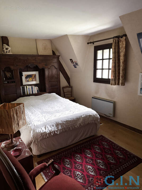 Chaumière 6 pièces de 130m2 - photo 8