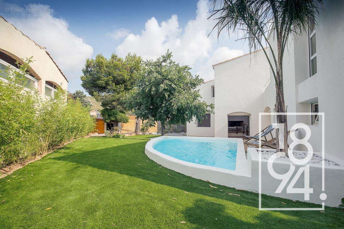 Maison à MARSEILLE-9E