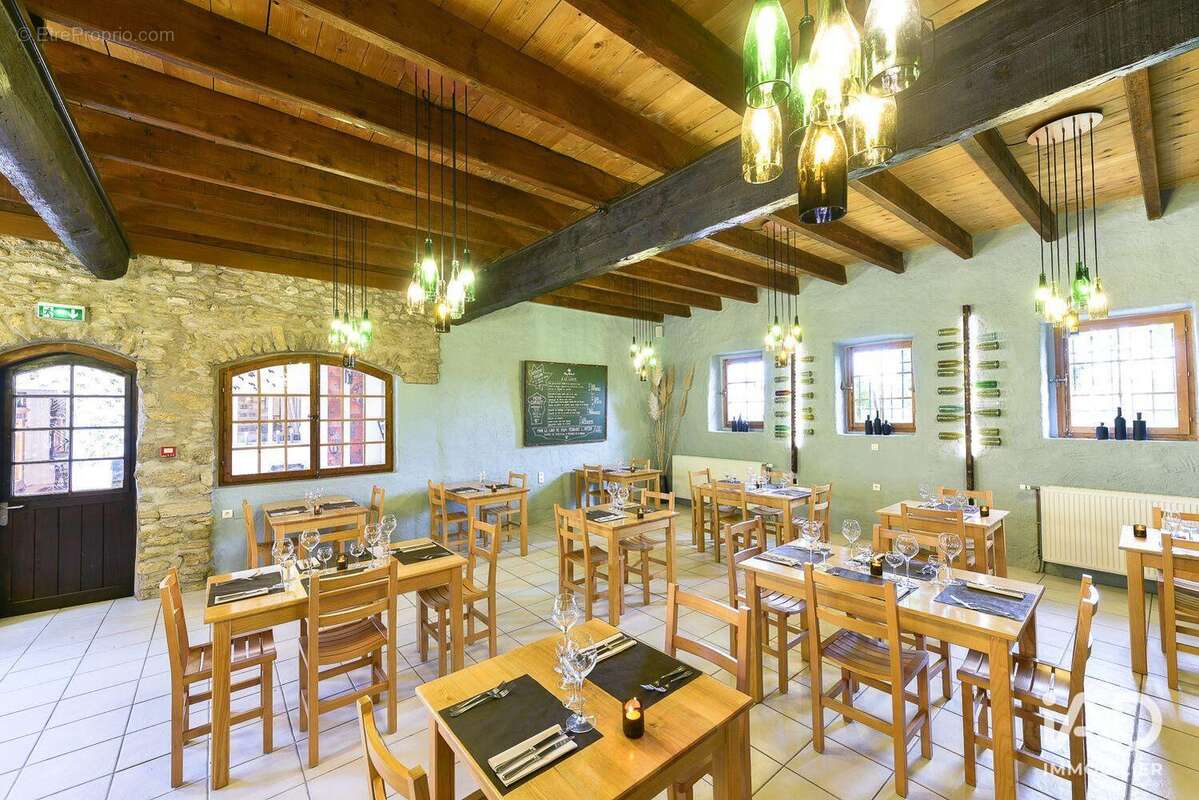 Photo 6 - Commerce à CHABRILLAN