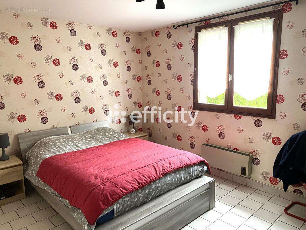 Maison à LA COUTURE