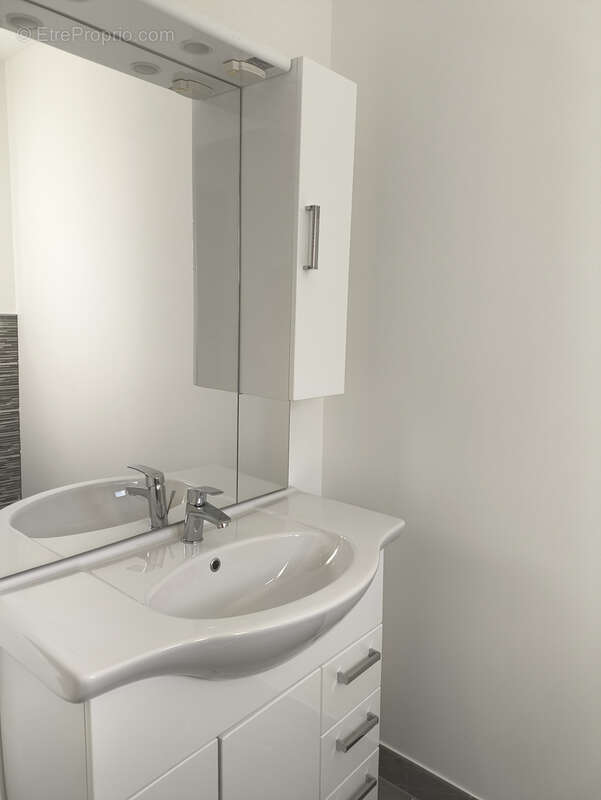 Maison à THEZAN-DES-CORBIERES