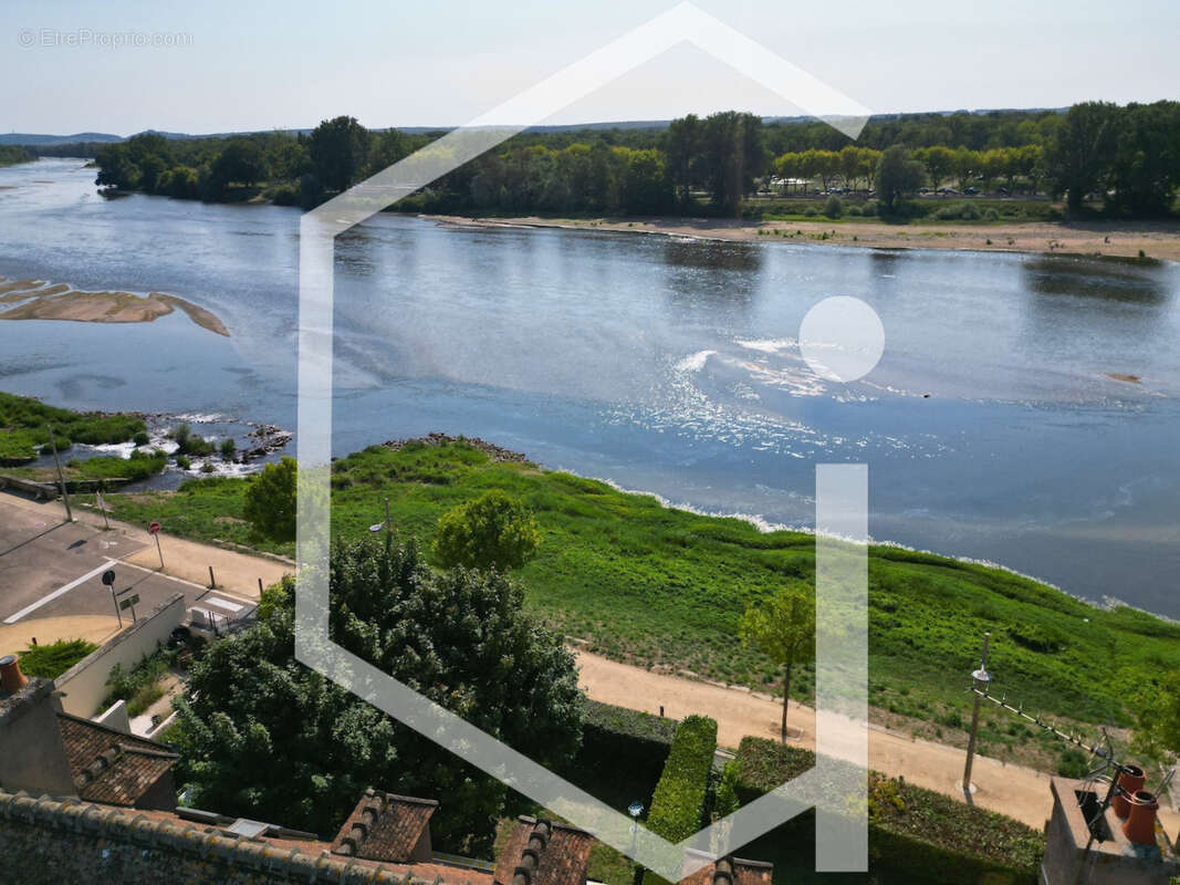 Appartement à COSNE-COURS-SUR-LOIRE