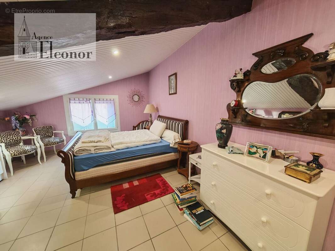 Maison à LAUZUN
