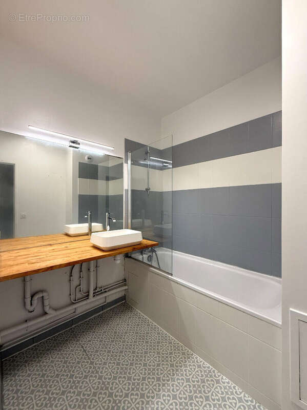 Appartement à MONTROUGE