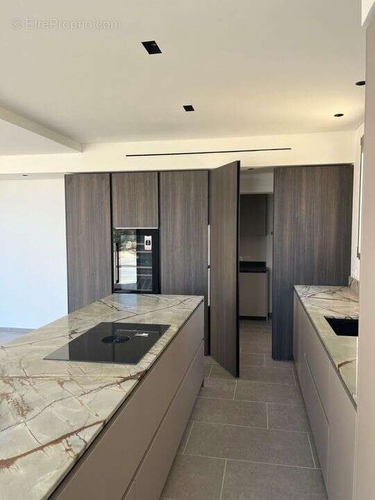 Maison à LA CADIERE-D&#039;AZUR