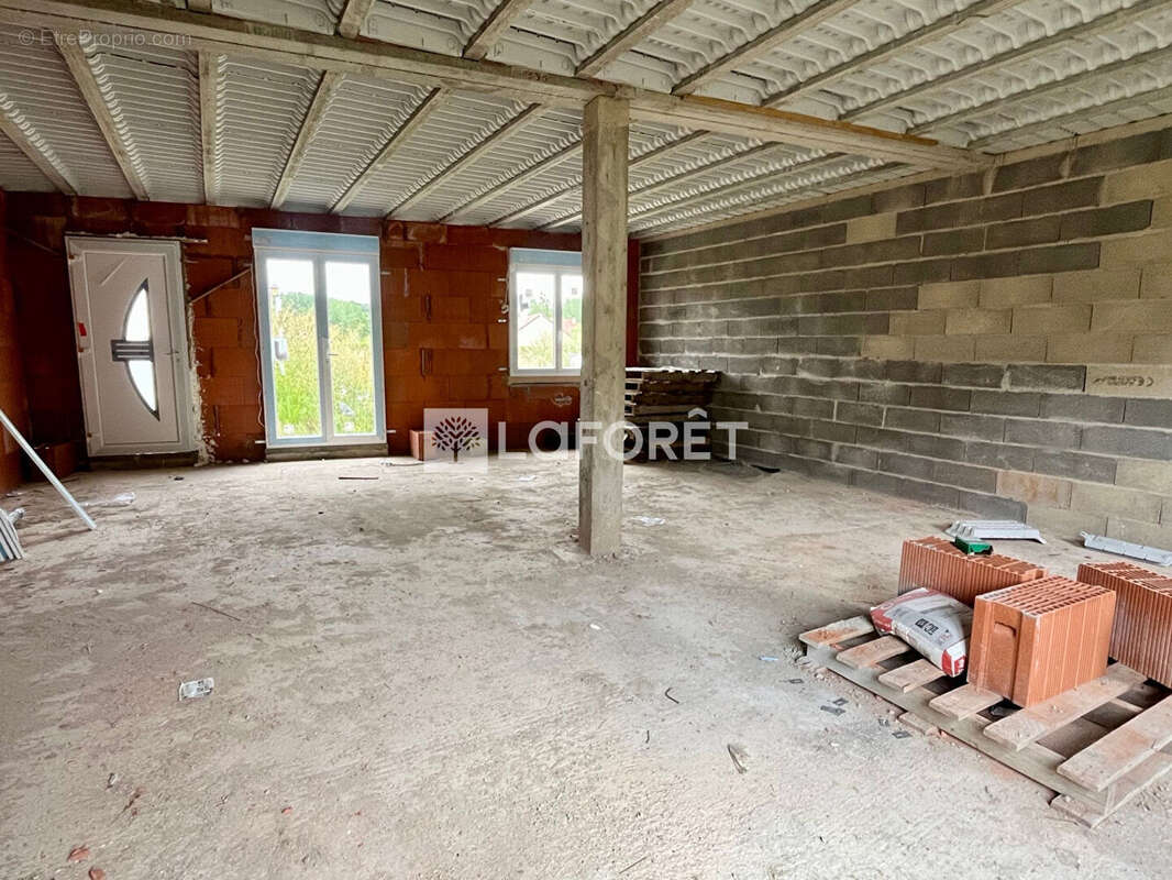 Maison à HONDAINVILLE