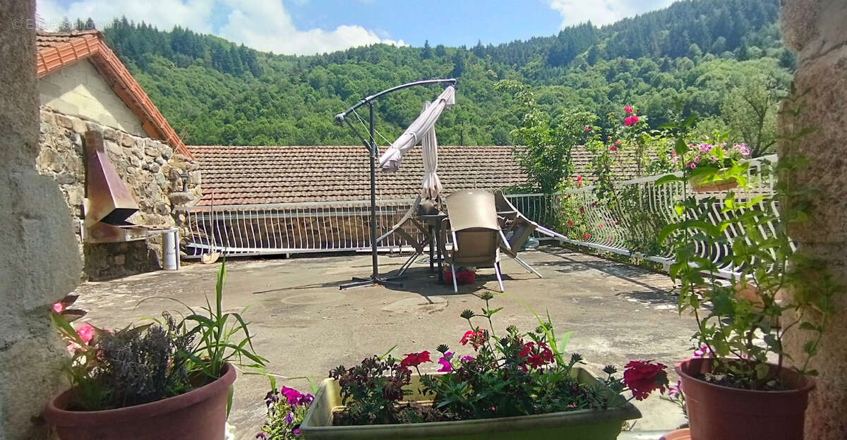 Maison à LACHAPELLE-SOUS-CHANEAC