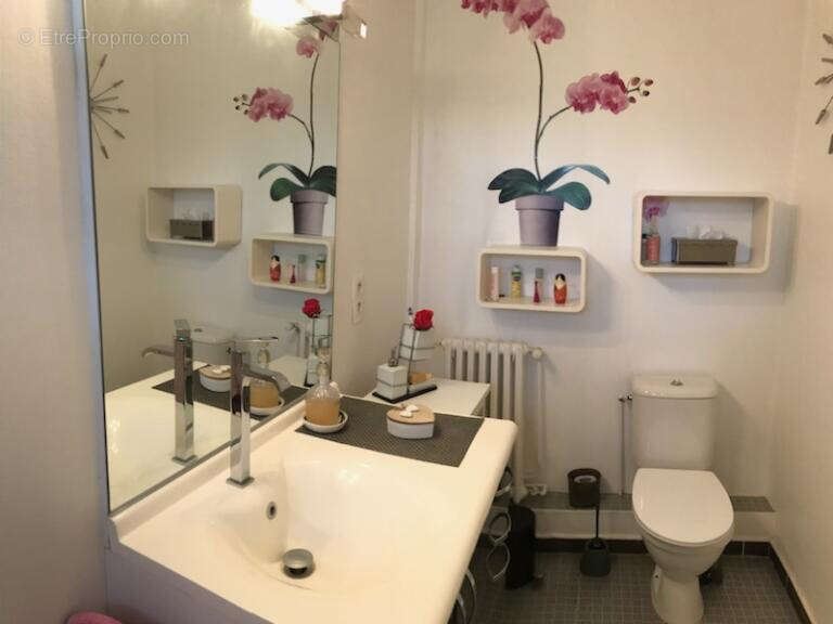 Maison à LE PEAGE-DE-ROUSSILLON