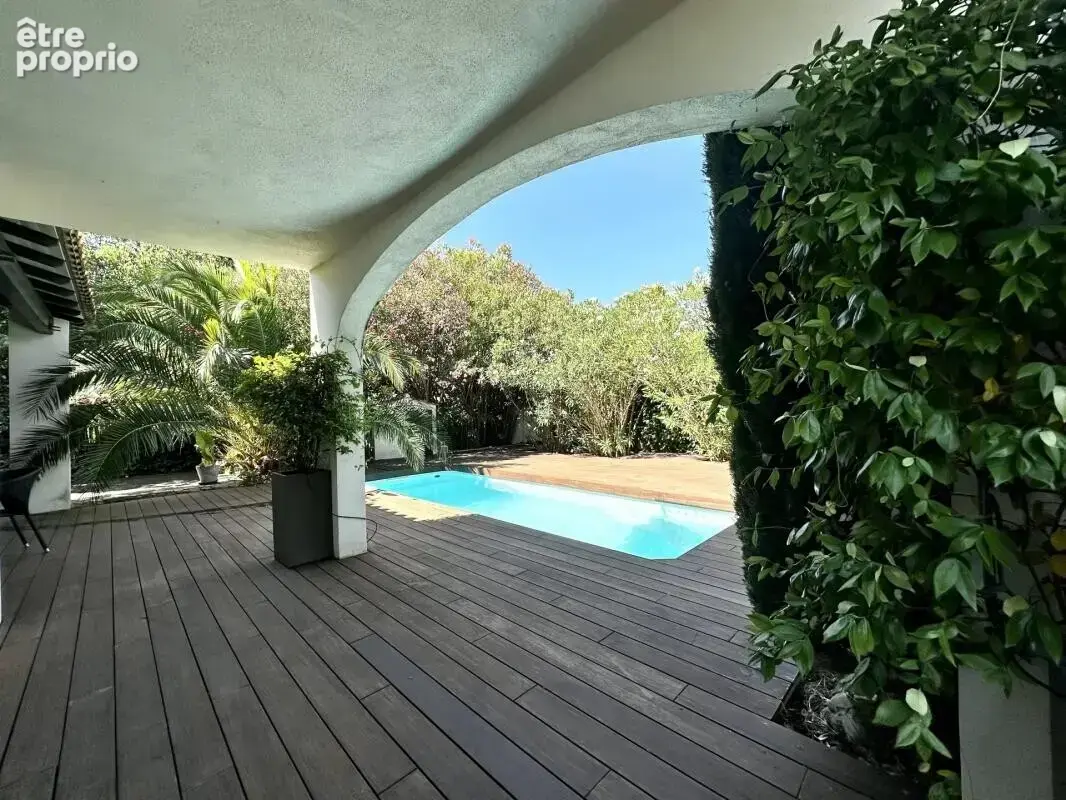 Villa de charme de 170 M2 dans quartier résidentiel aux Angl - photo 4