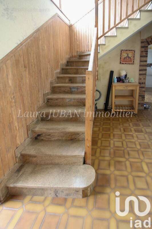 Photo 4 - Maison à MONTEREAU-FAULT-YONNE