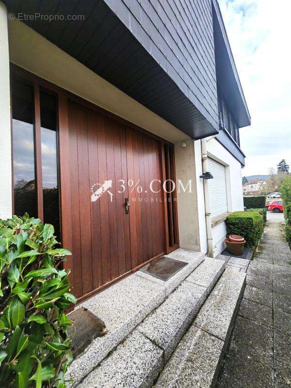Maison de 293 m2 sur BITCHE - photo 2