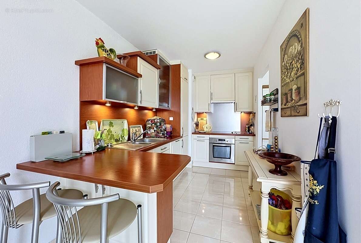 Appartement à MANDELIEU-LA-NAPOULE