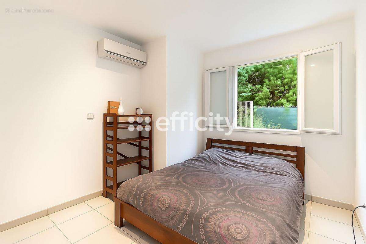 Appartement à SAINTE-MARIE