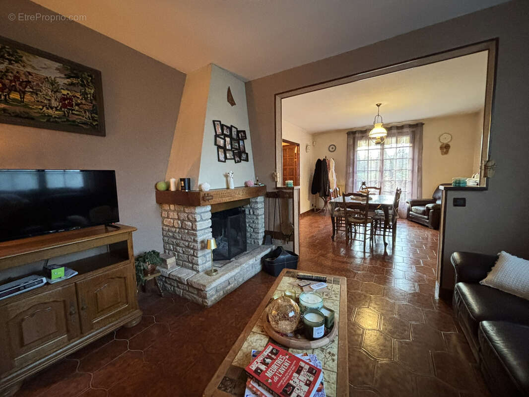 Maison à MONCEAUX-EN-BESSIN