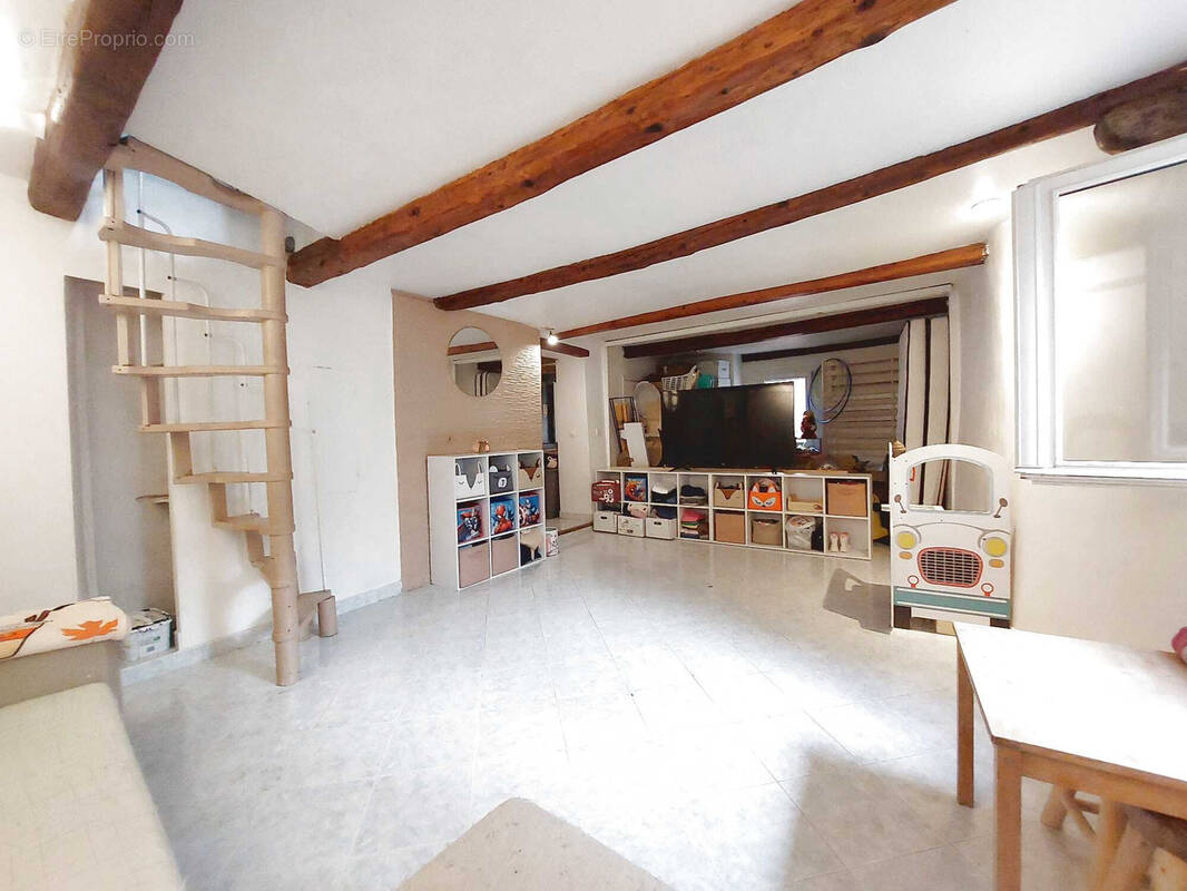 Appartement à BREIL-SUR-ROYA