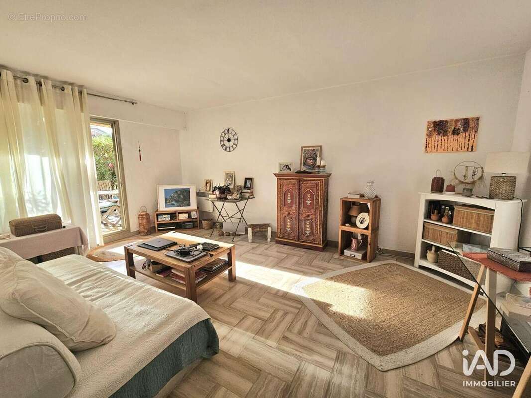 Photo 3 - Appartement à VALLAURIS