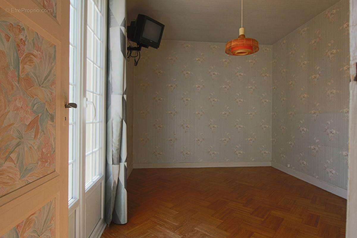Maison 4 pièces de 96m² à Soissons - Lumineuse, fonctionnelle et prête à vivre - photo 16