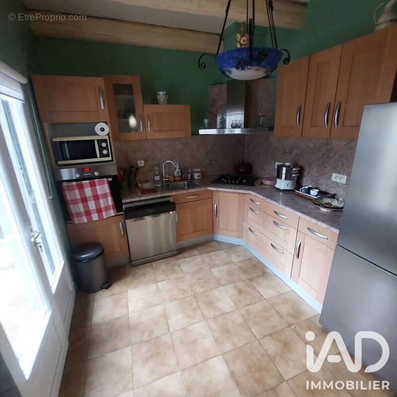 Maison 174 m² à Generac  - photo 3