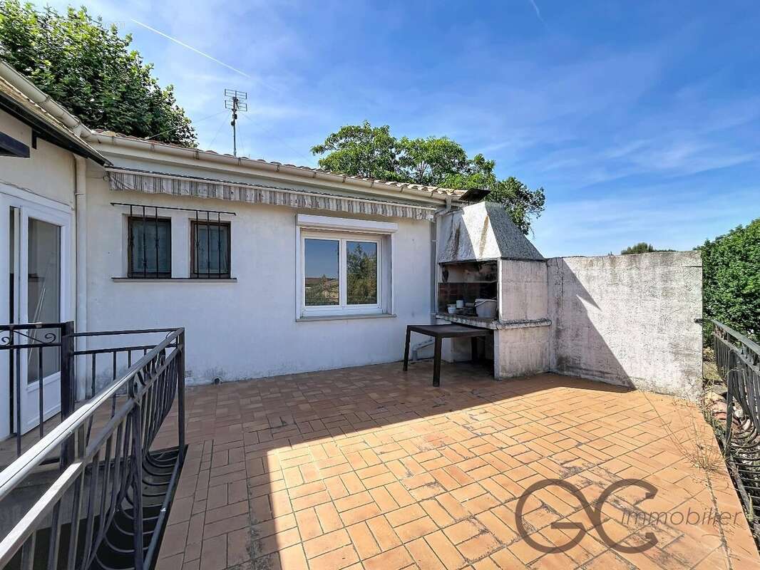 Maison à PRADES-SUR-VERNAZOBRE