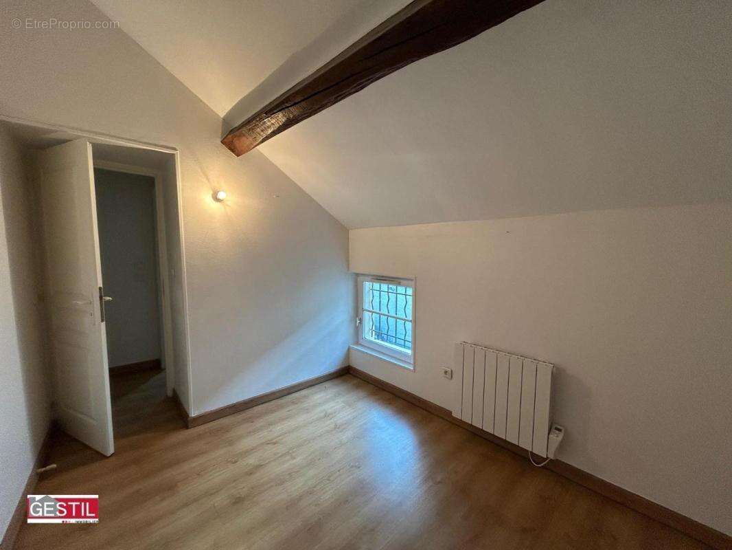 Appartement à NEUVILLE-SUR-OISE