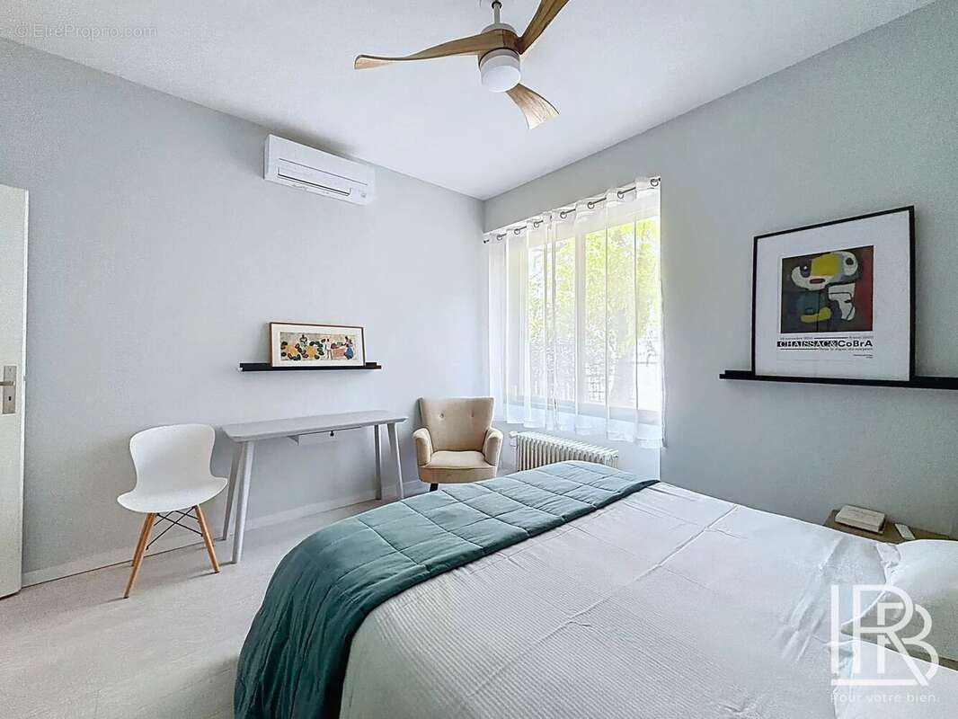 Appartement à MARSEILLE-5E