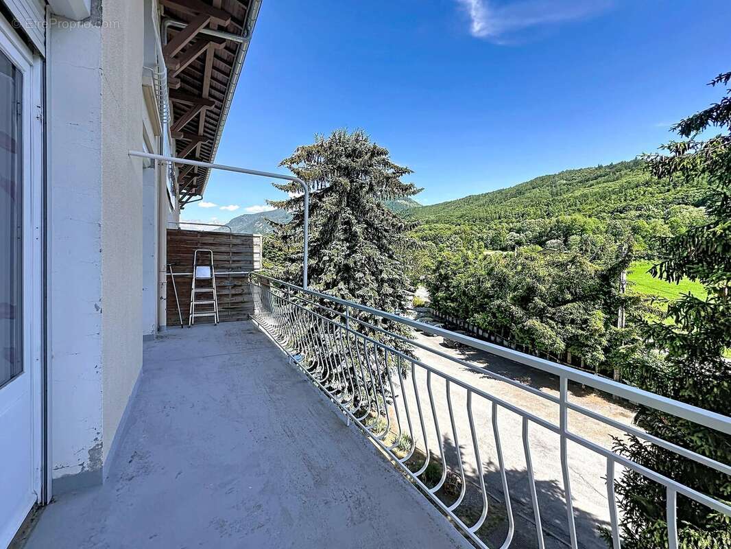 Appartement à CHABOTTES