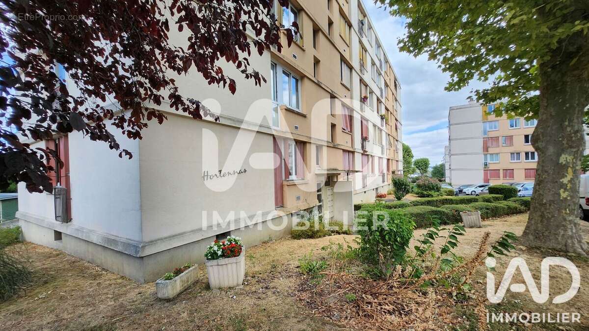 Appartement 54 m² à Noisy-Le-Grand  - photo 2