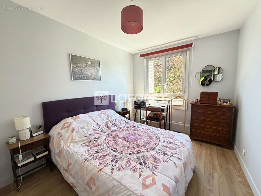 Appartement à RUEIL-MALMAISON