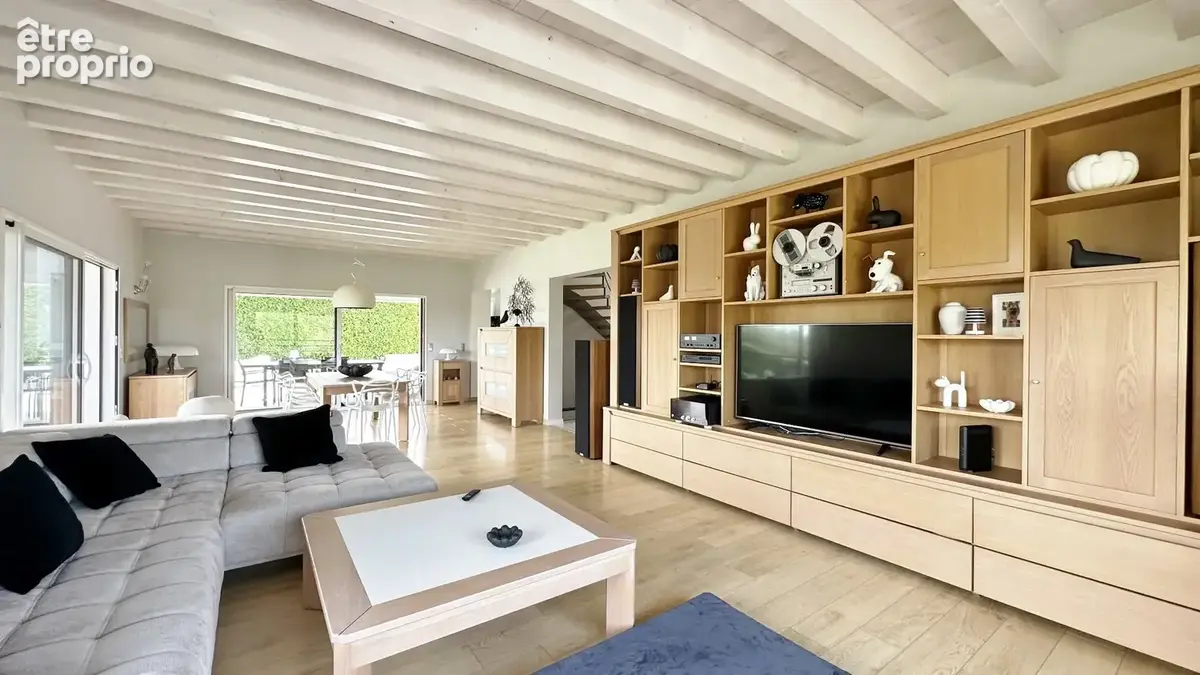 Vue imprenable sur les vallons pour cette superbe villa d'architecte de type t7 de 220 m2 +  sous sol de 110 m2 - photo 6