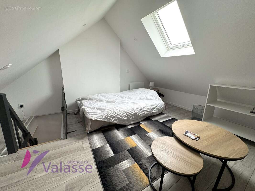 Maison à GRUCHET-LE-VALASSE