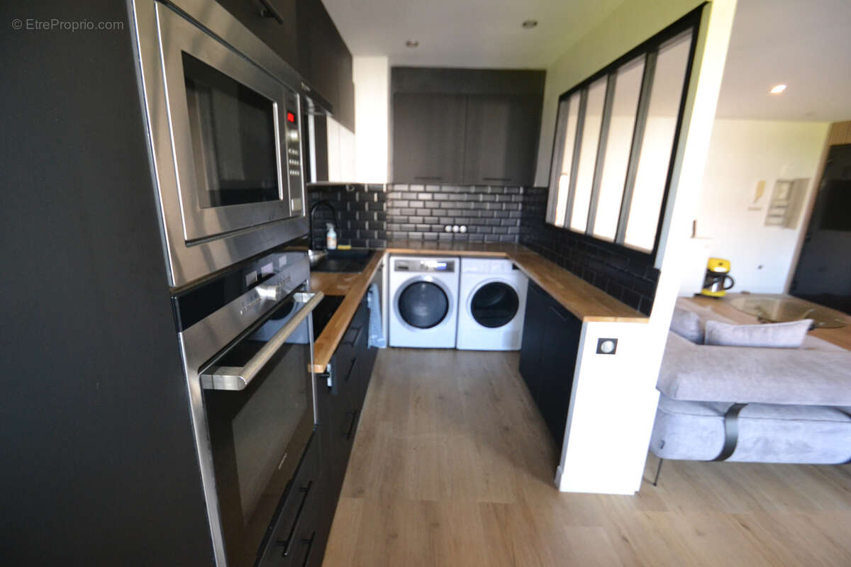 Appartement à VALLAURIS