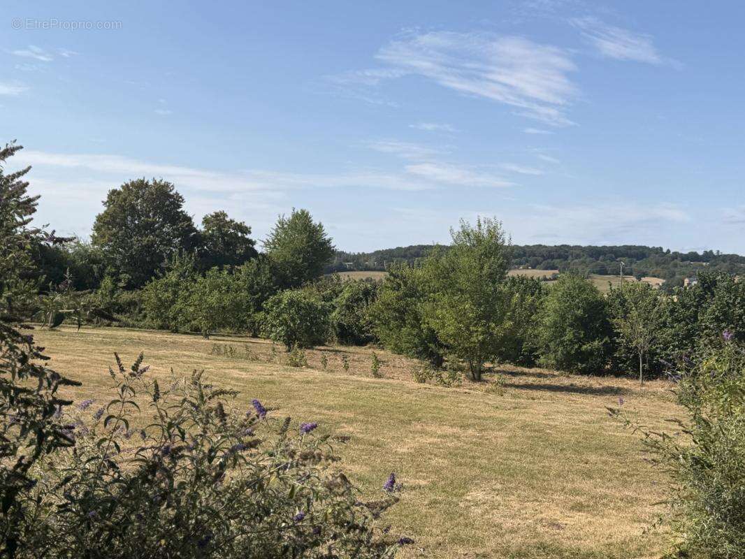 Belle propriété rénovée en bout de hameau - photo 5