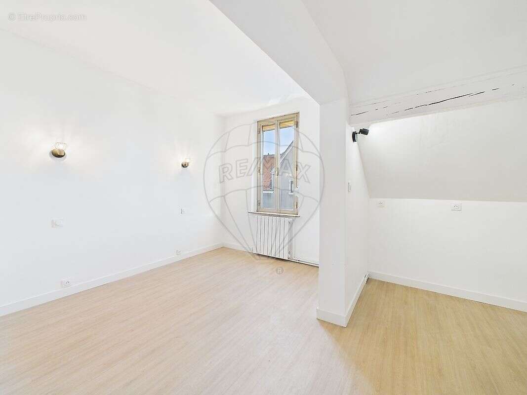 Maison à SAINTE-MARIE-AUX-CHENES