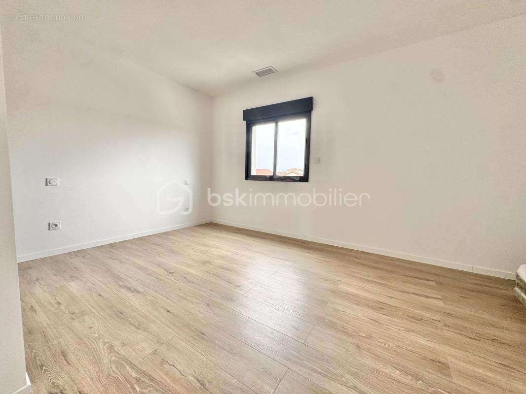 Nissan-lez-enserune – maison contemporaine 129 m² – 5 chambres – piscine – garage – terrain 300 m² - photo 14