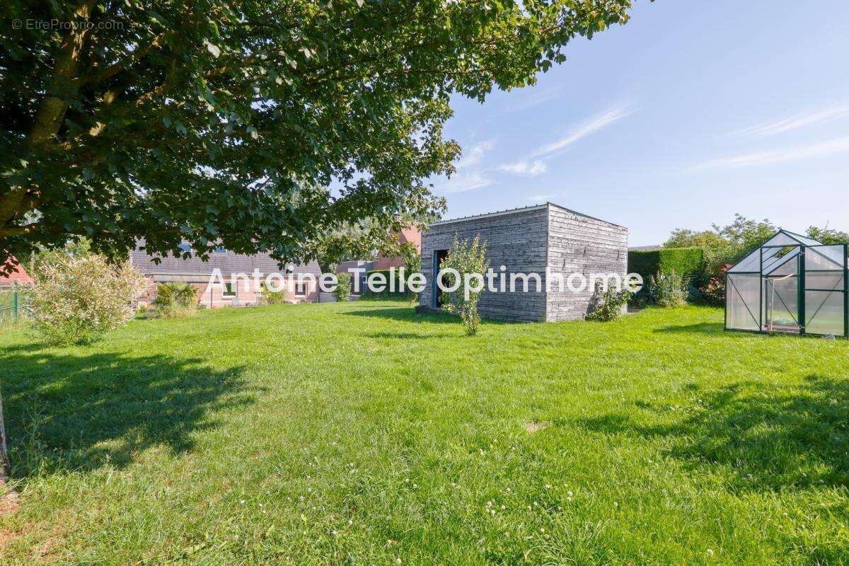 Pavillon individuel semi-plain-pied de 5 chambres posé sur 1165m² - idéal famille - Poix du Nord 59218 - photo 12