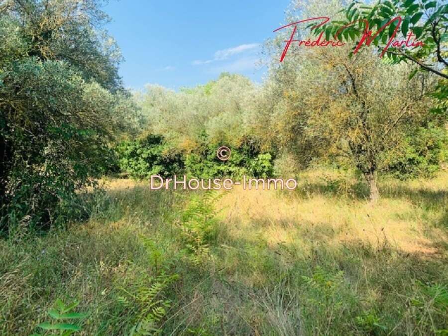 Terrain à UZES