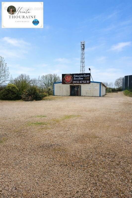 Commerce à AZAY-LE-BRULE